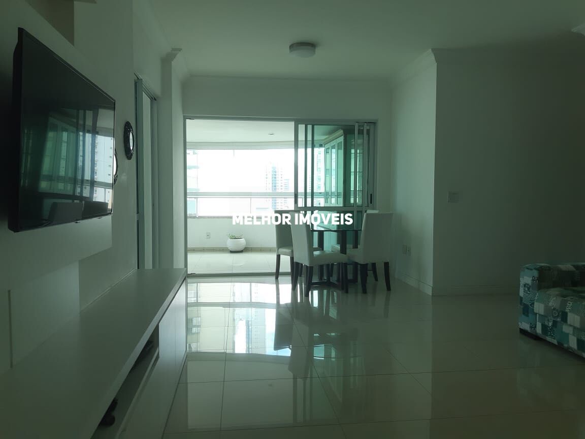 Apartamento para alugar com 3 quartos, 142m² - Foto 5