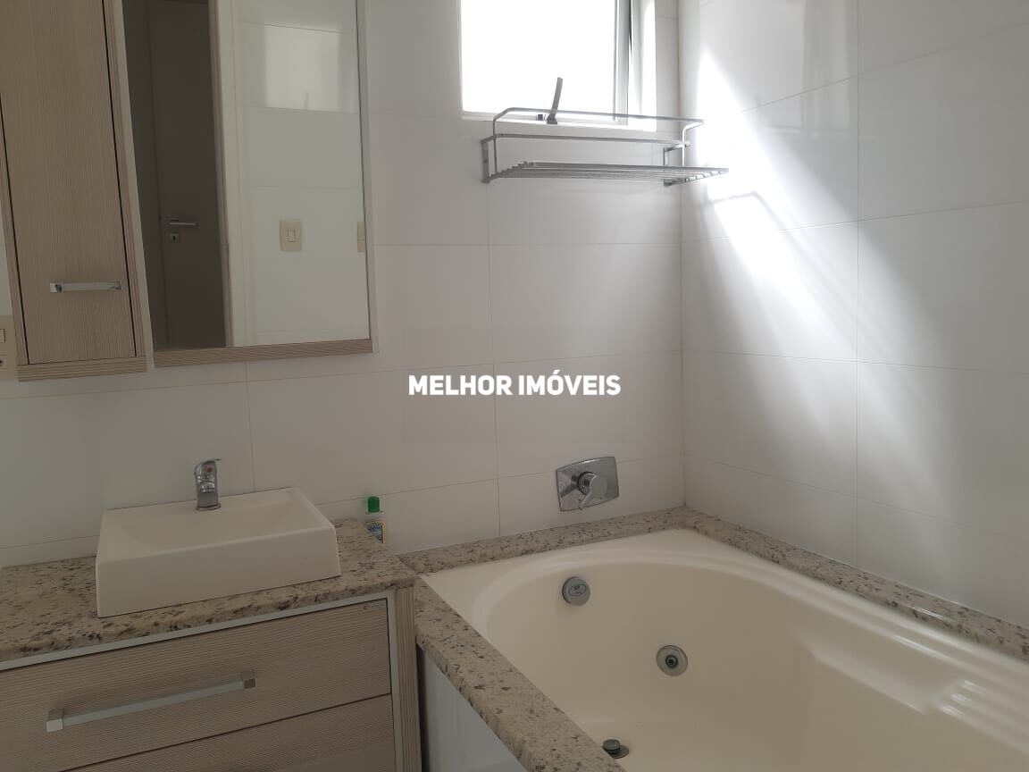 Apartamento para alugar com 3 quartos, 142m² - Foto 23