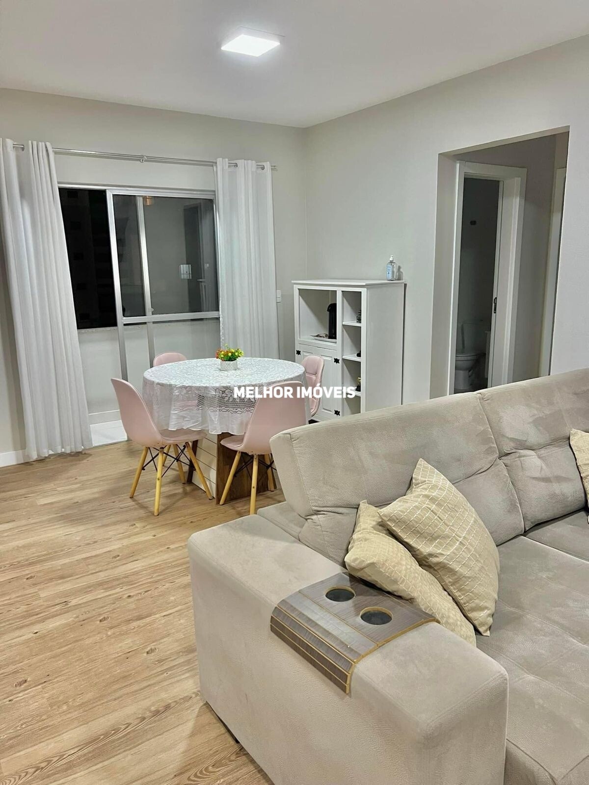 Apartamento à venda com 2 quartos, 125m² - Foto 2