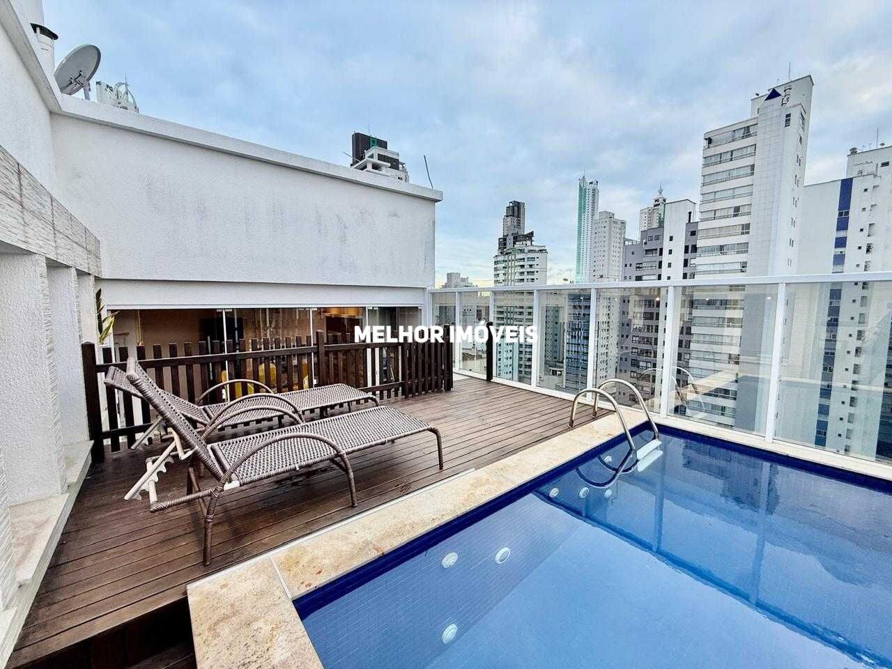 Cobertura, 3 quartos, 196 m² - Foto 1