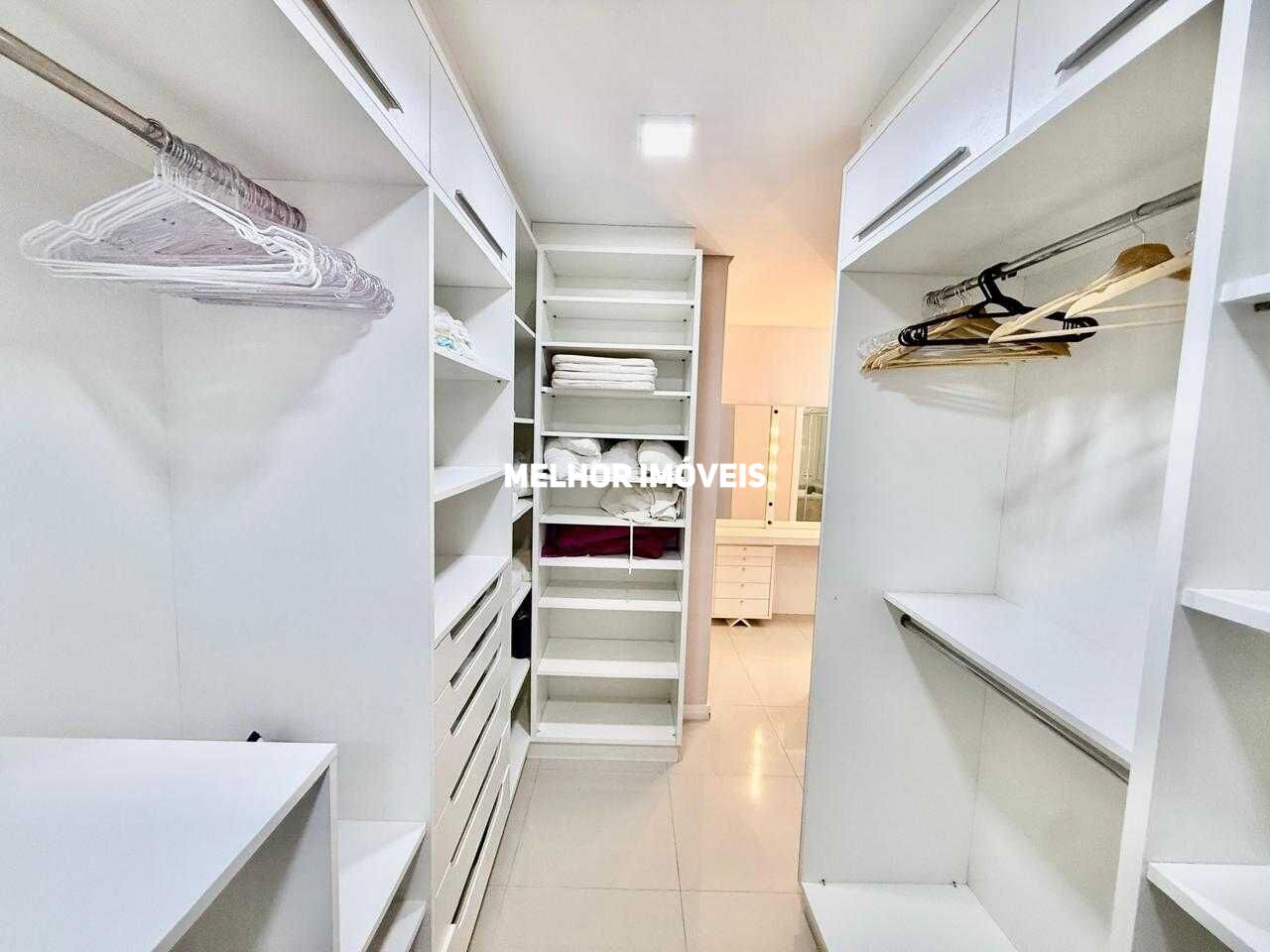 Cobertura, 3 quartos, 196 m² - Foto 17