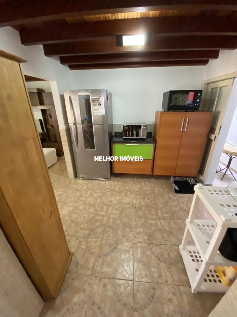 Casa à venda com 4 quartos, 224m² - Foto 14