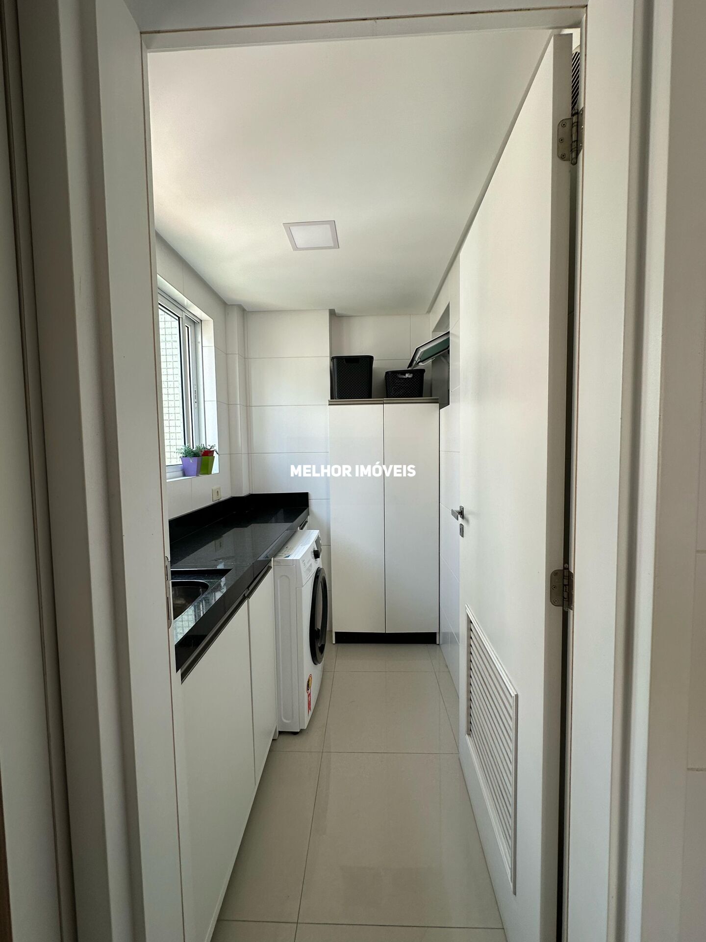 Apartamento à venda com 3 quartos, 119m² - Foto 9