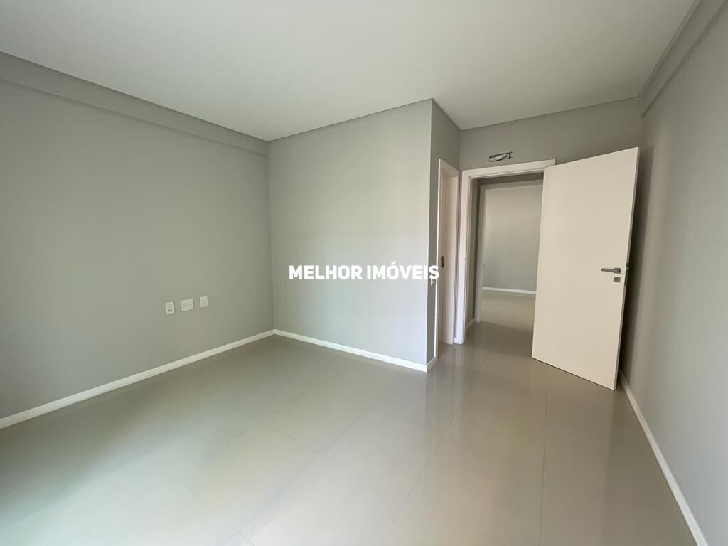 Apartamento à venda com 3 quartos, 159m² - Foto 12