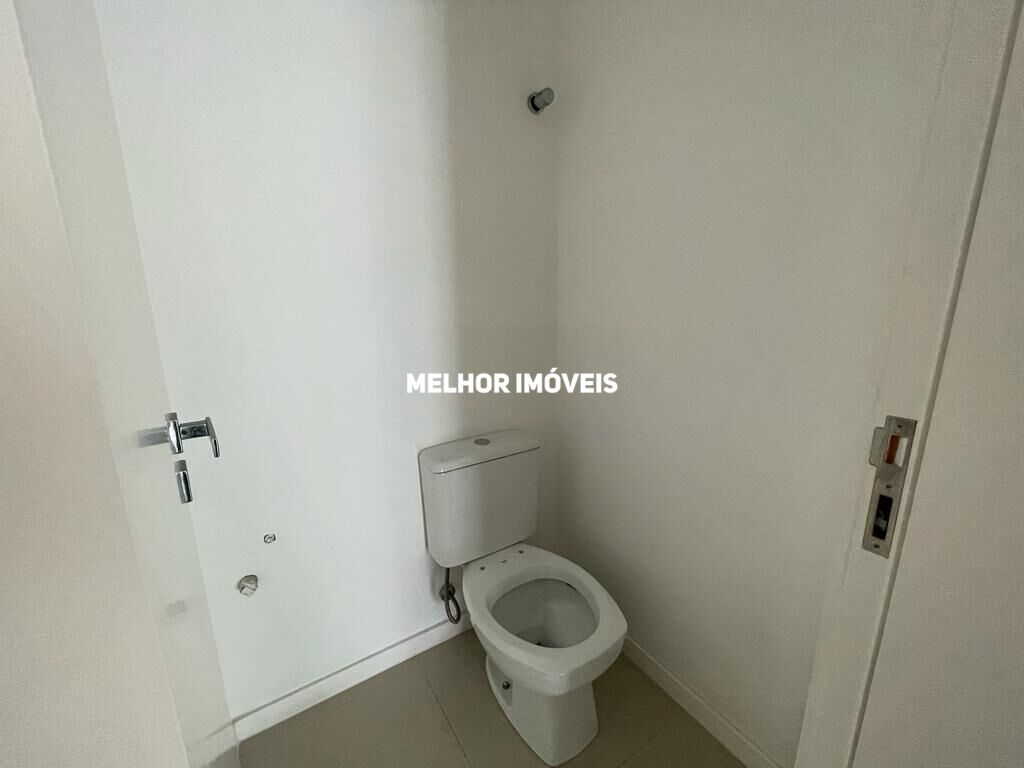 Apartamento à venda com 3 quartos, 159m² - Foto 5