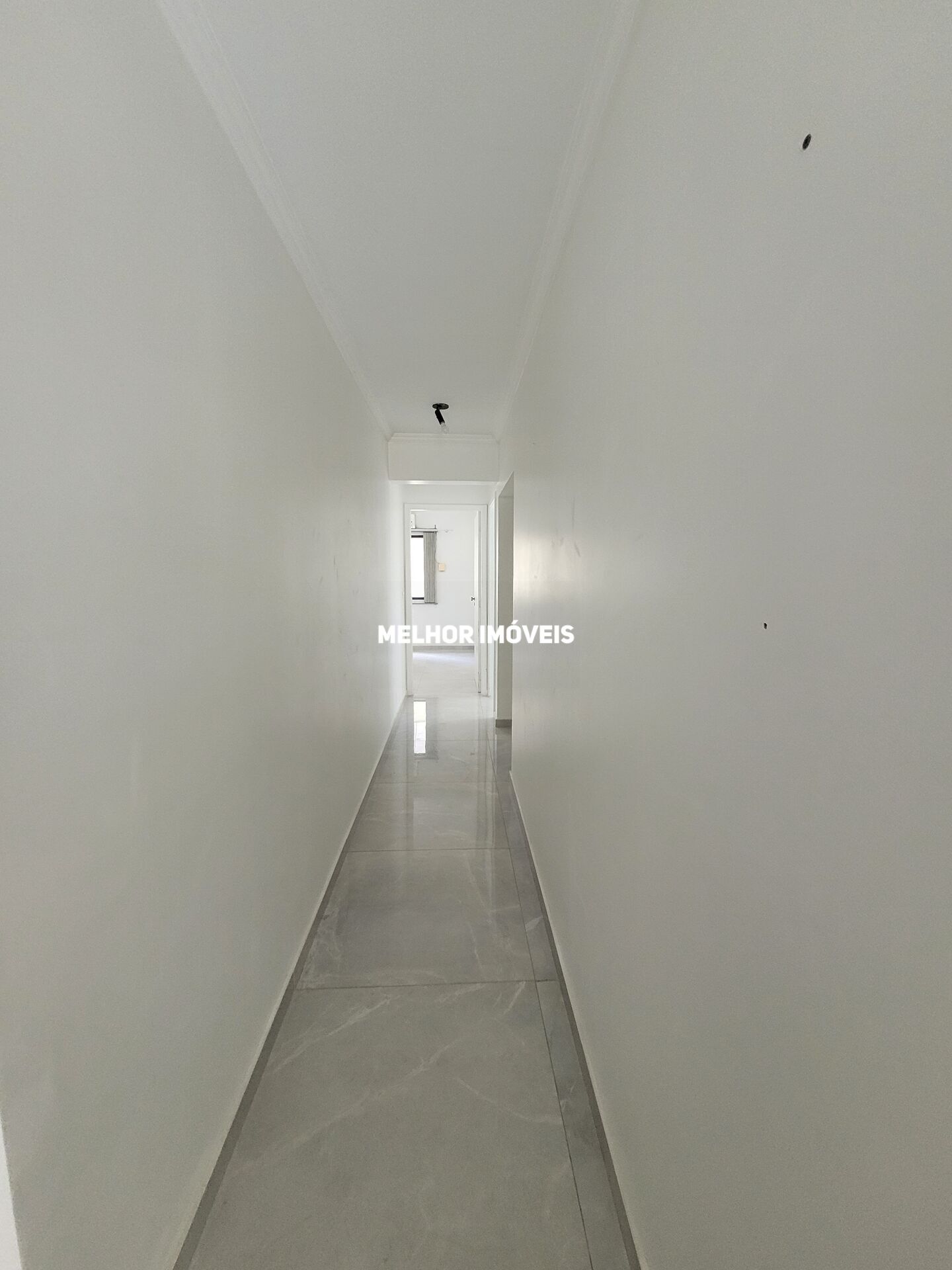 Apartamento à venda com 2 quartos, 95m² - Foto 11