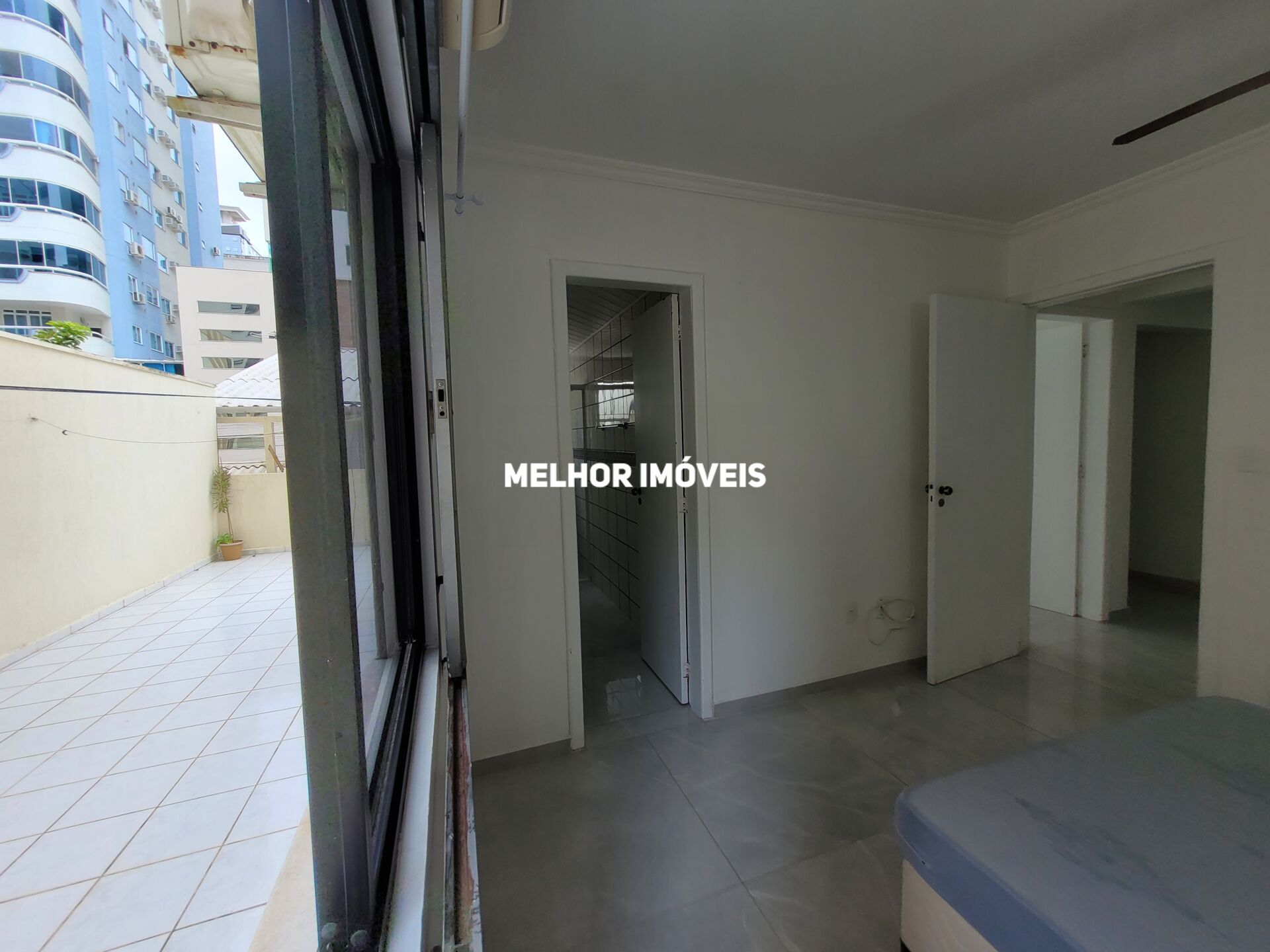 Apartamento à venda com 2 quartos, 95m² - Foto 19