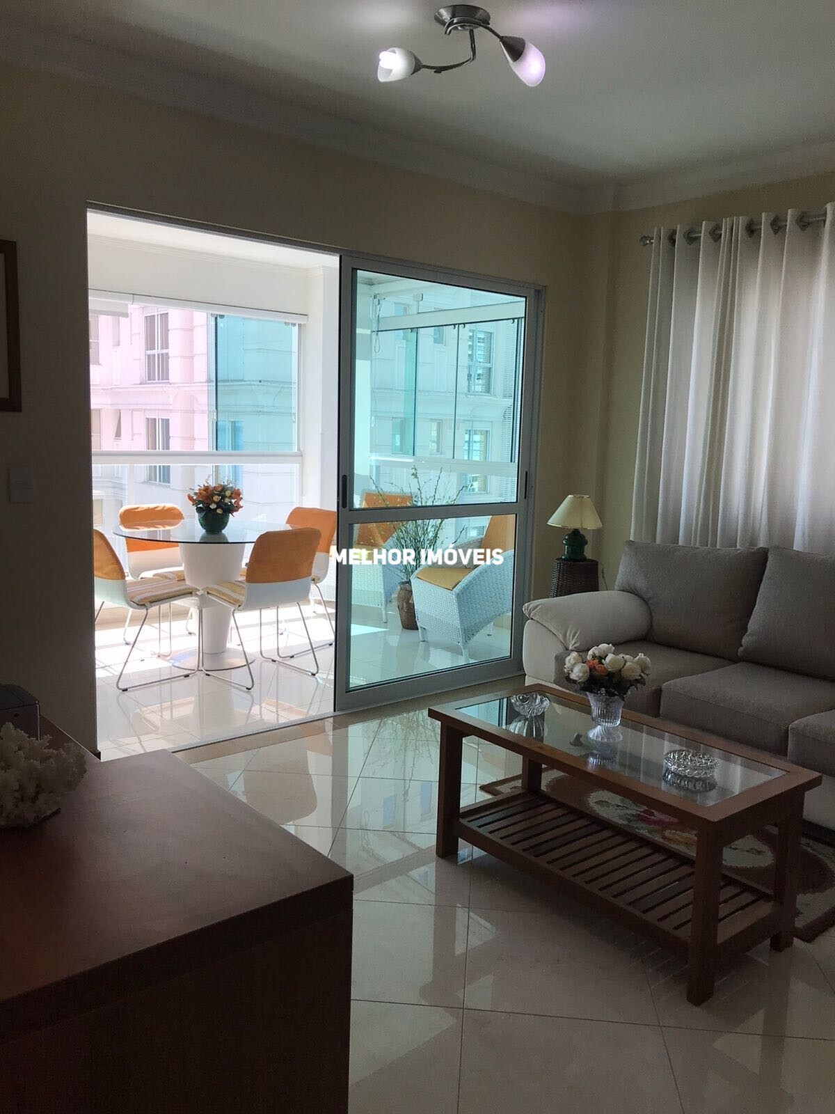 Apartamento à venda com 2 quartos, 85m² - Foto 3