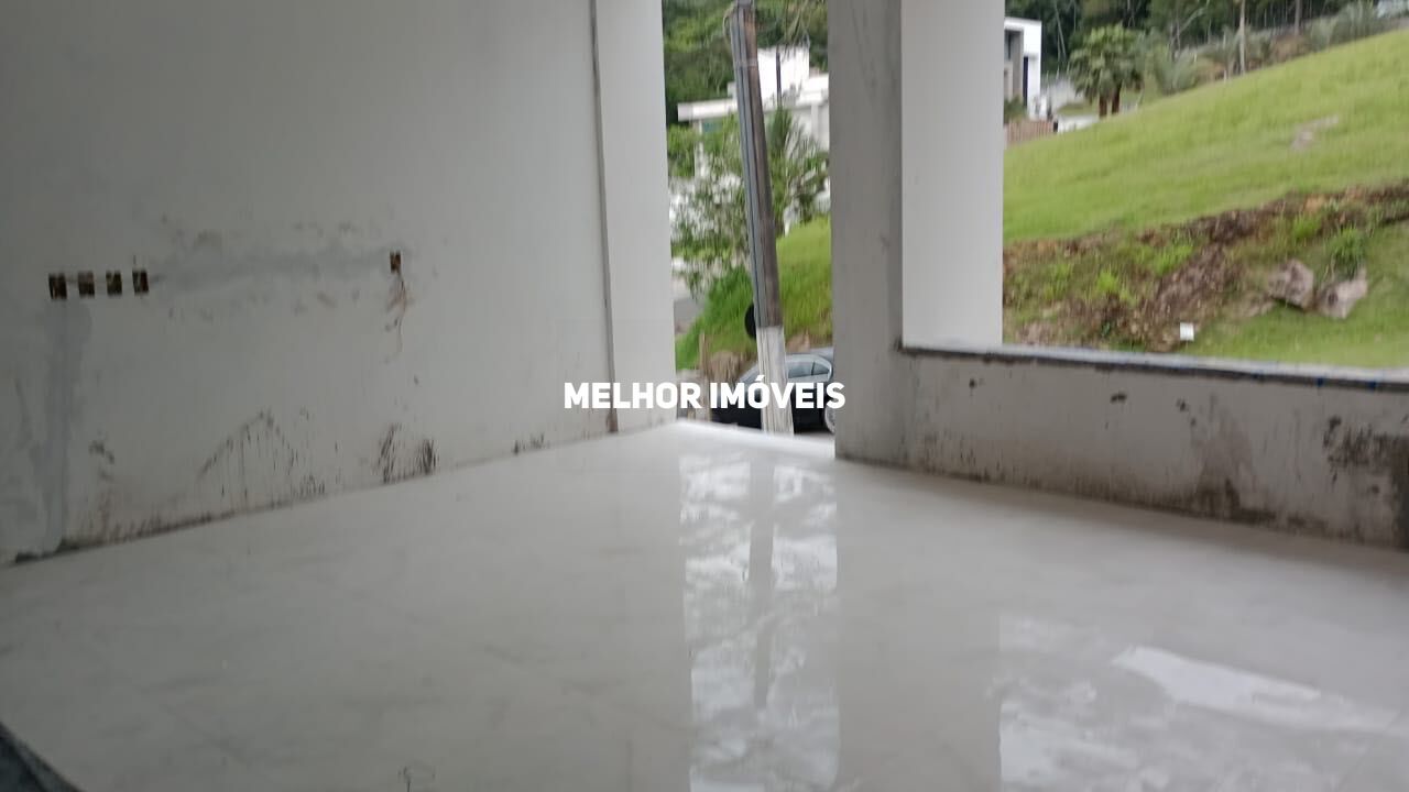 Casa à venda com 4 quartos, 390m² - Foto 4