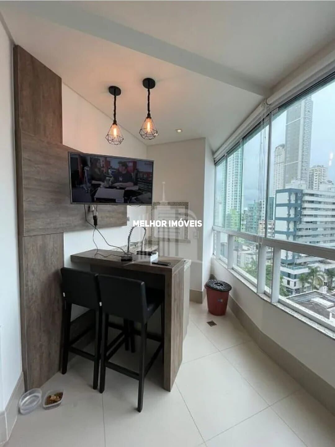 Apartamento à venda com 3 quartos, 121m² - Foto 3