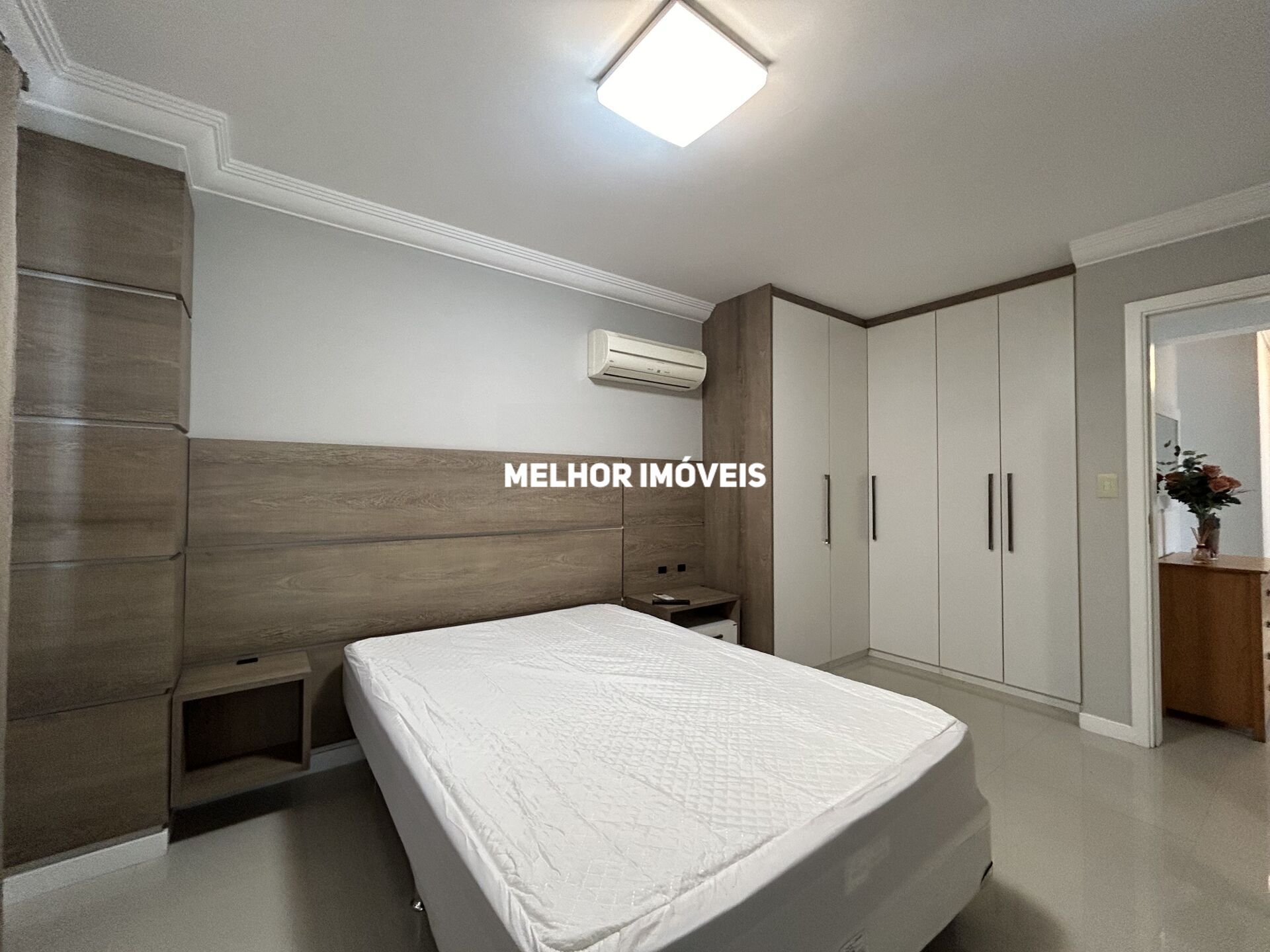 Apartamento à venda com 3 quartos, 119m² - Foto 17