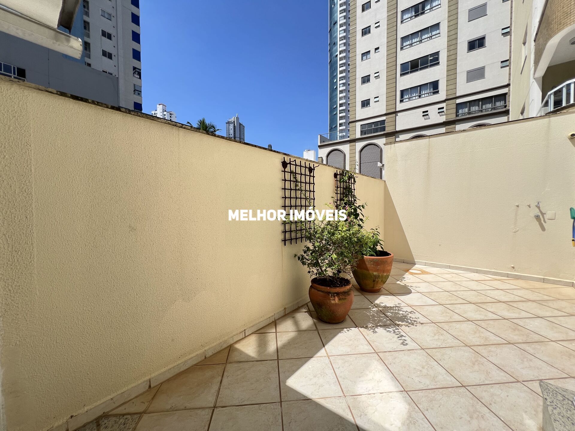 Apartamento à venda com 2 quartos, 150m² - Foto 21