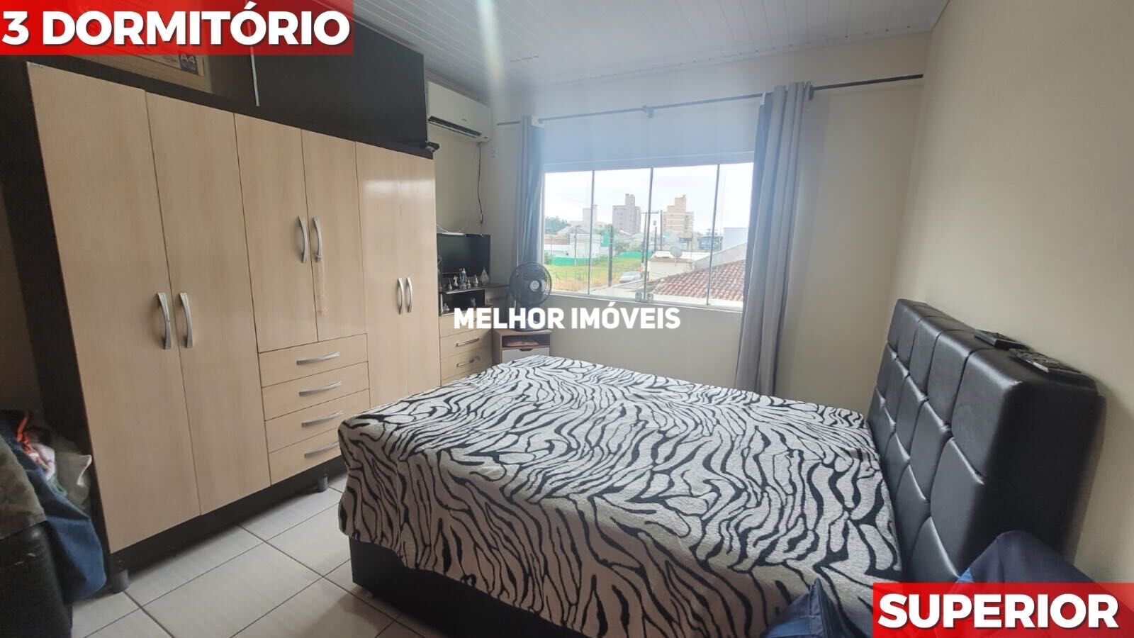 Casa à venda com 6 quartos, 160m² - Foto 4