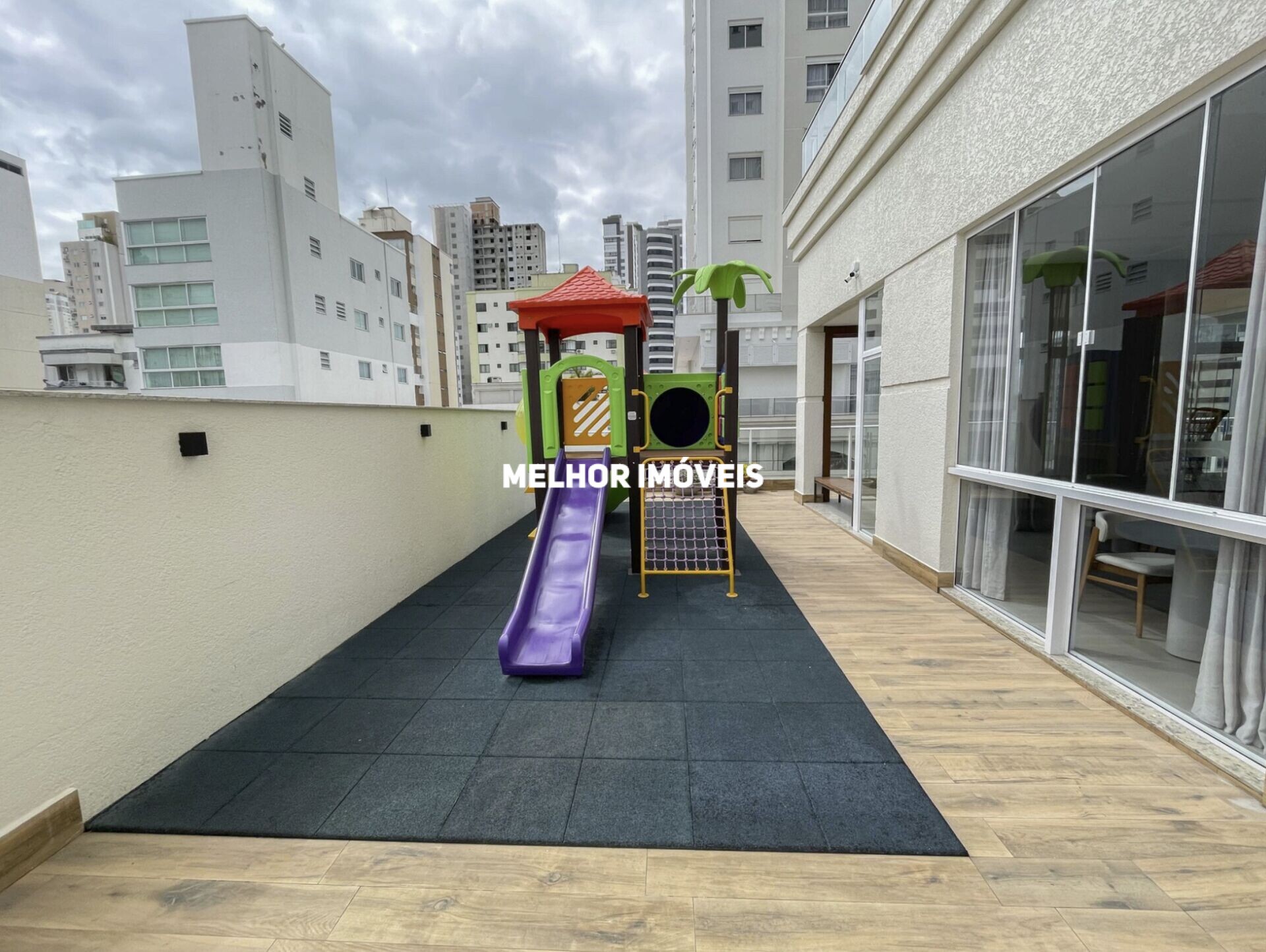 Apartamento à venda com 3 quartos, 123m² - Foto 16