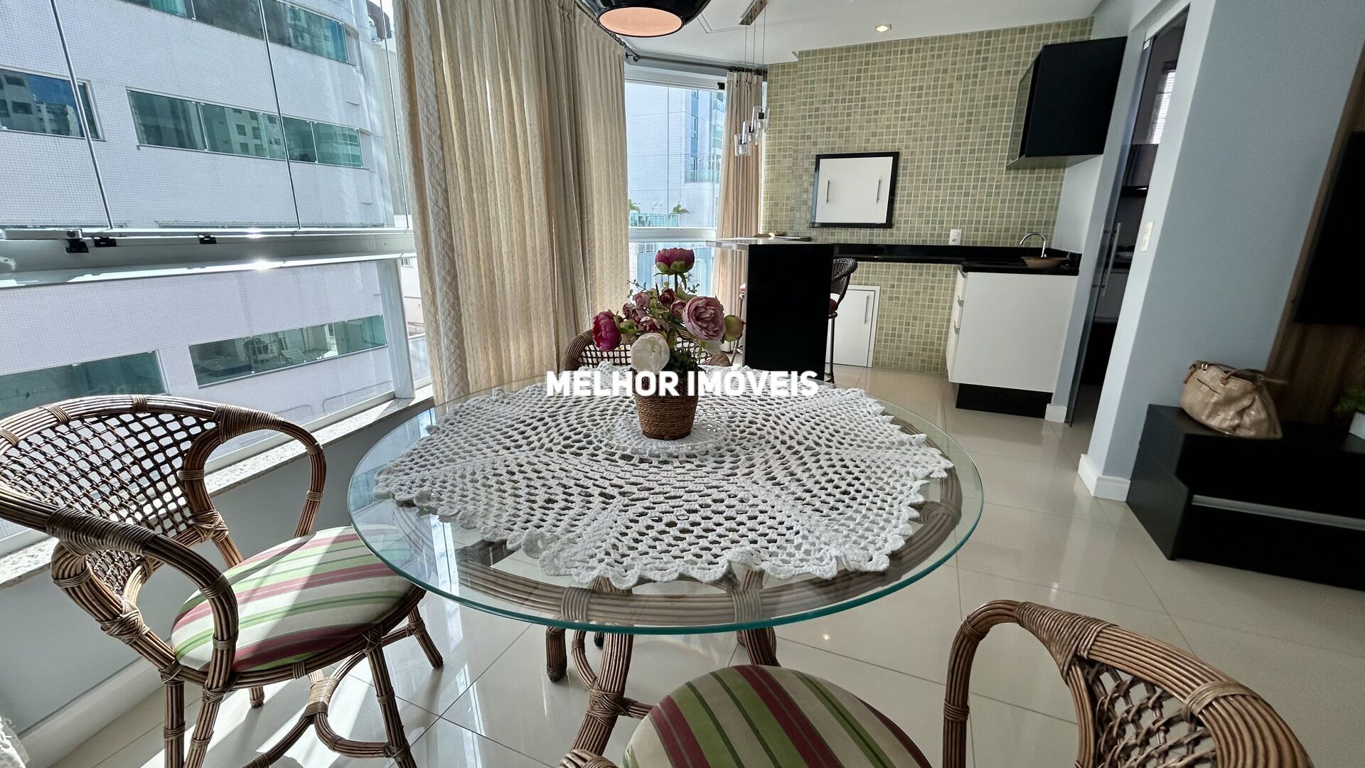 Apartamento, 3 quartos, 105 m² - Foto 2