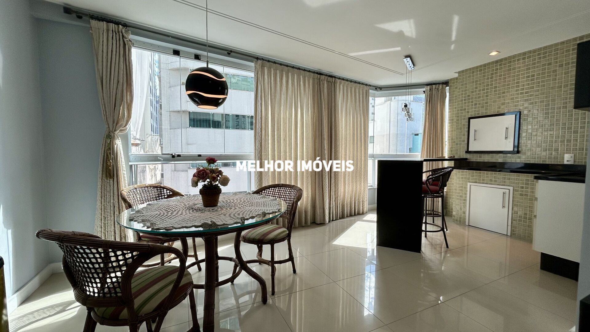 Apartamento, 3 quartos, 105 m² - Foto 1
