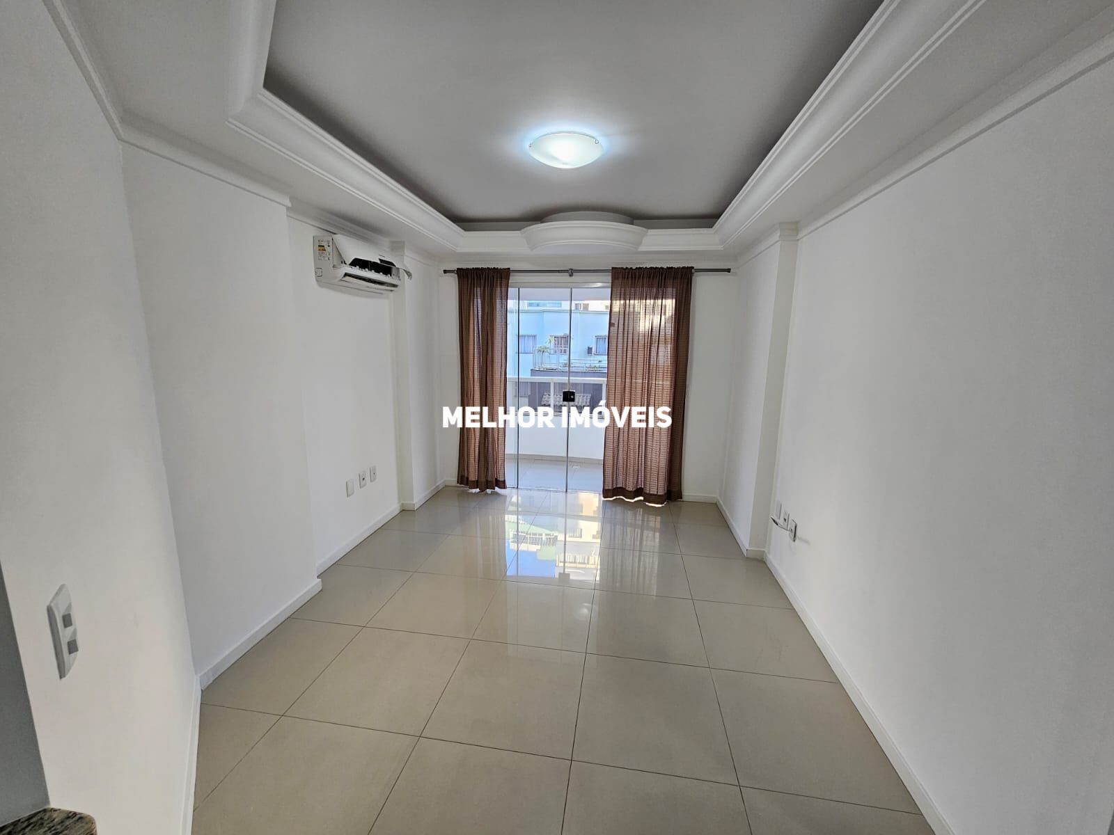 Apartamento à venda com 3 quartos, 99m² - Foto 4