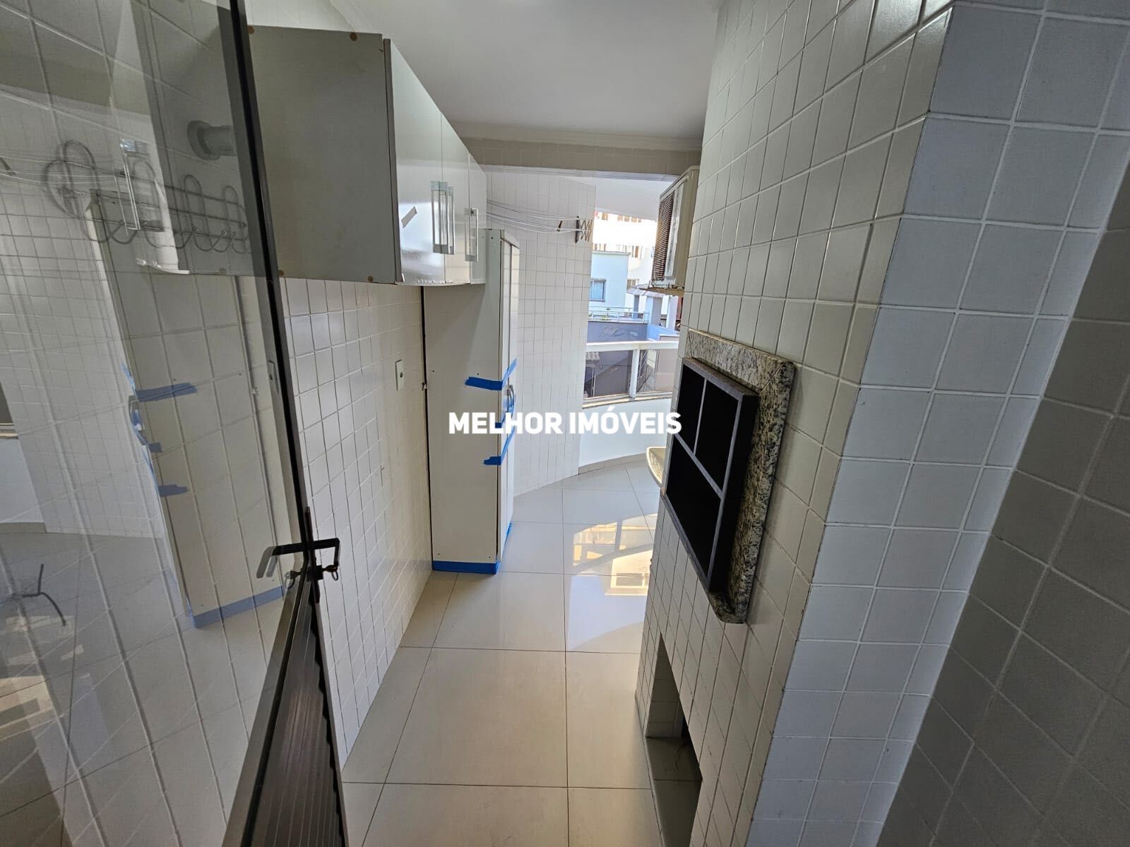 Apartamento à venda com 3 quartos, 99m² - Foto 3