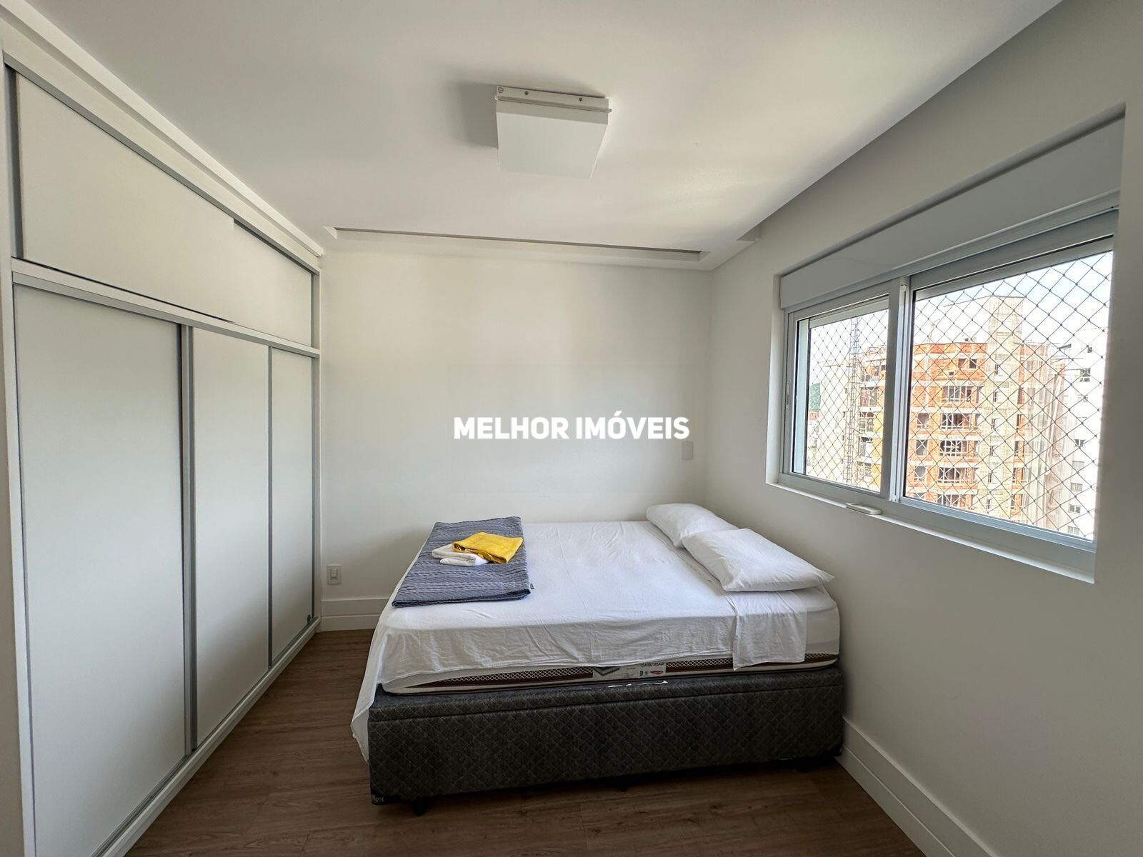 Apartamento à venda com 3 quartos, 122m² - Foto 10