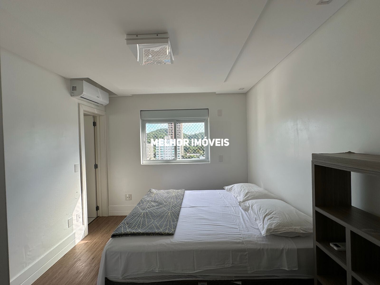 Apartamento à venda com 3 quartos, 122m² - Foto 6