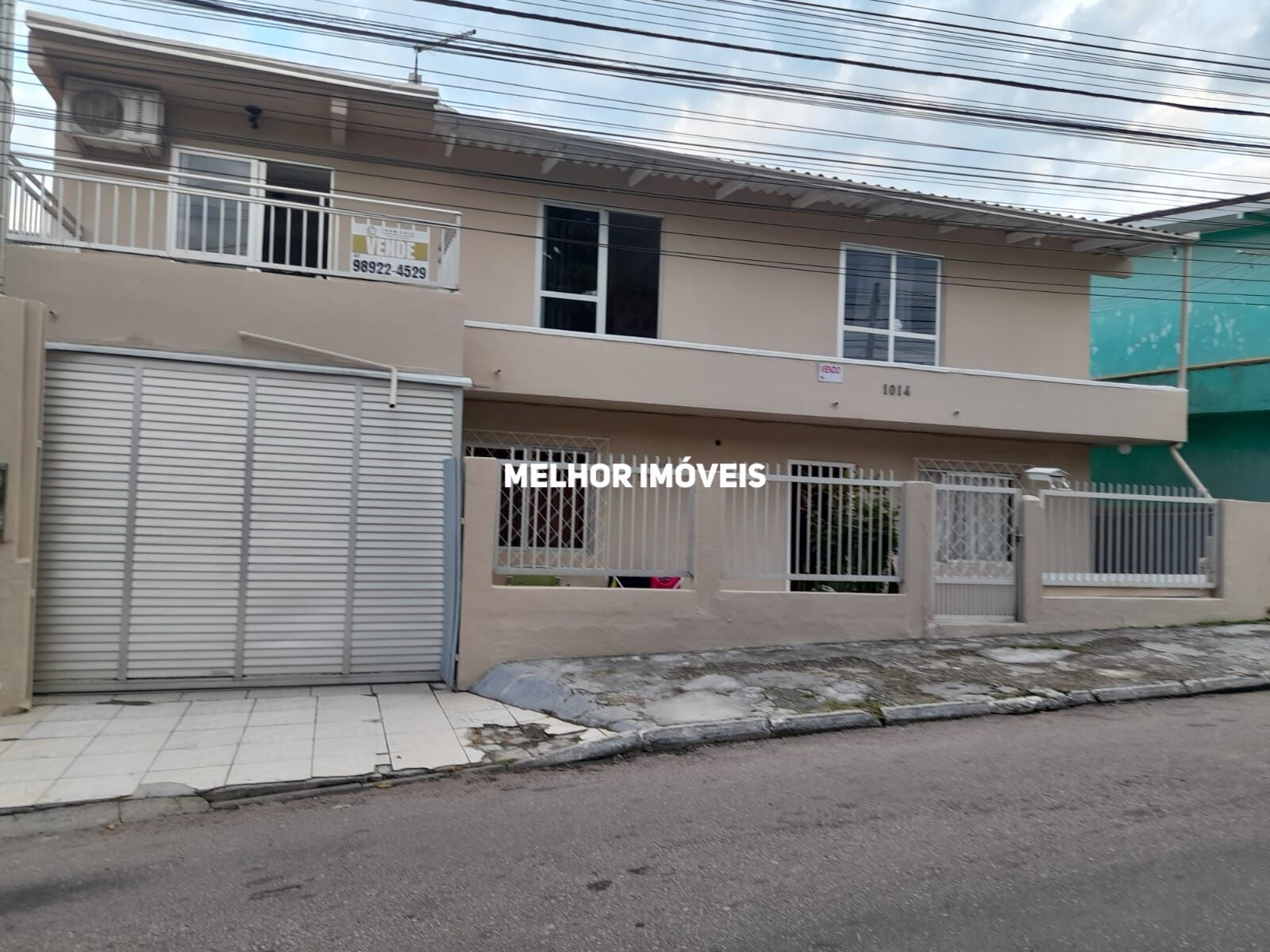 Sobrado à venda com 3 quartos, 243m² - Foto 2