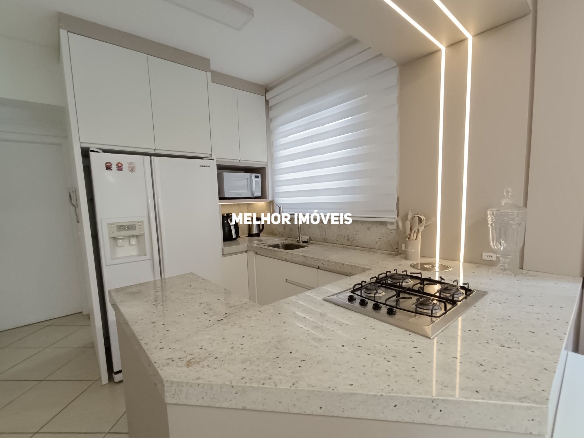 Apartamento à venda com 3 quartos, 248m² - Foto 12