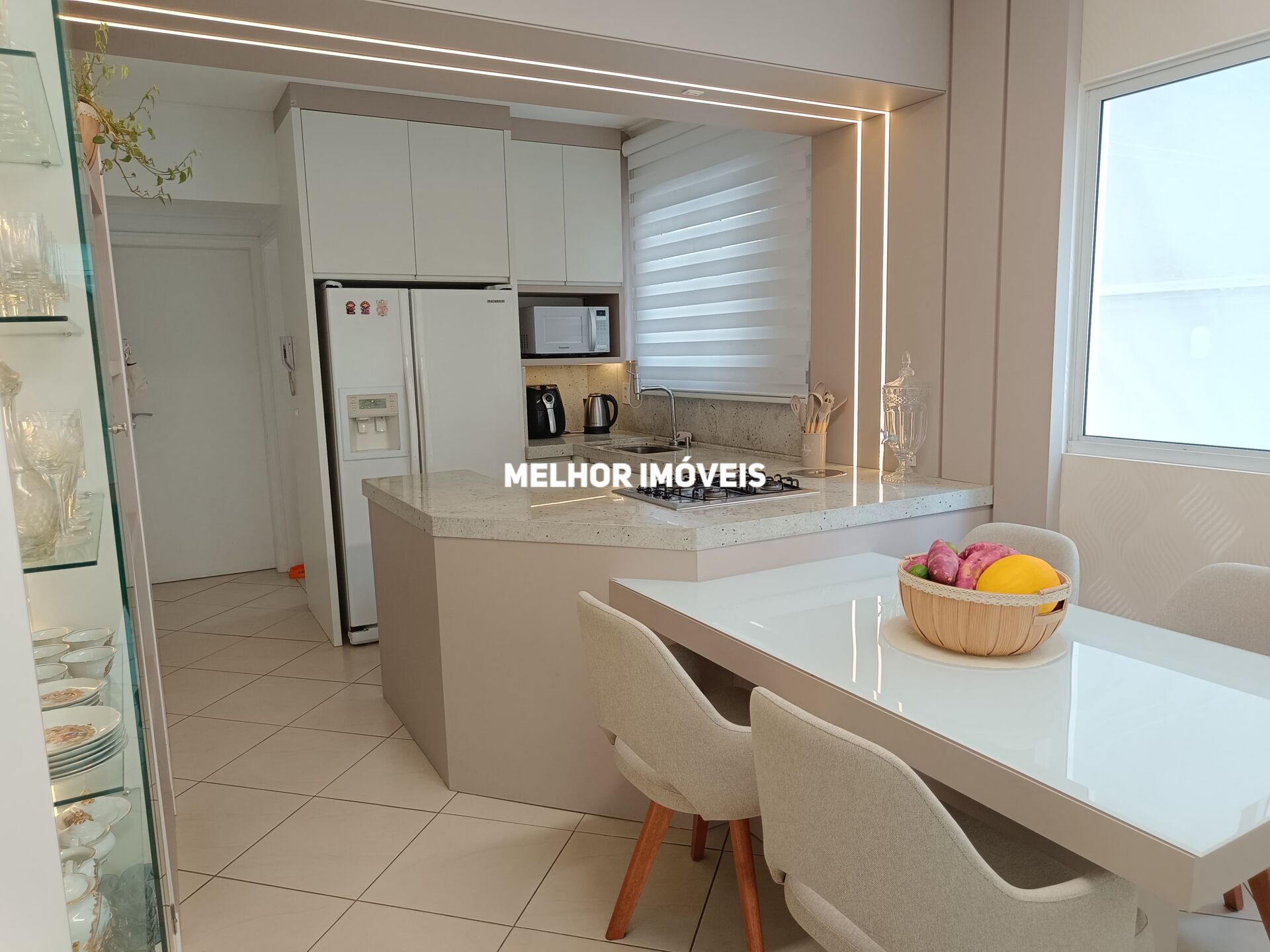 Apartamento à venda com 3 quartos, 248m² - Foto 10