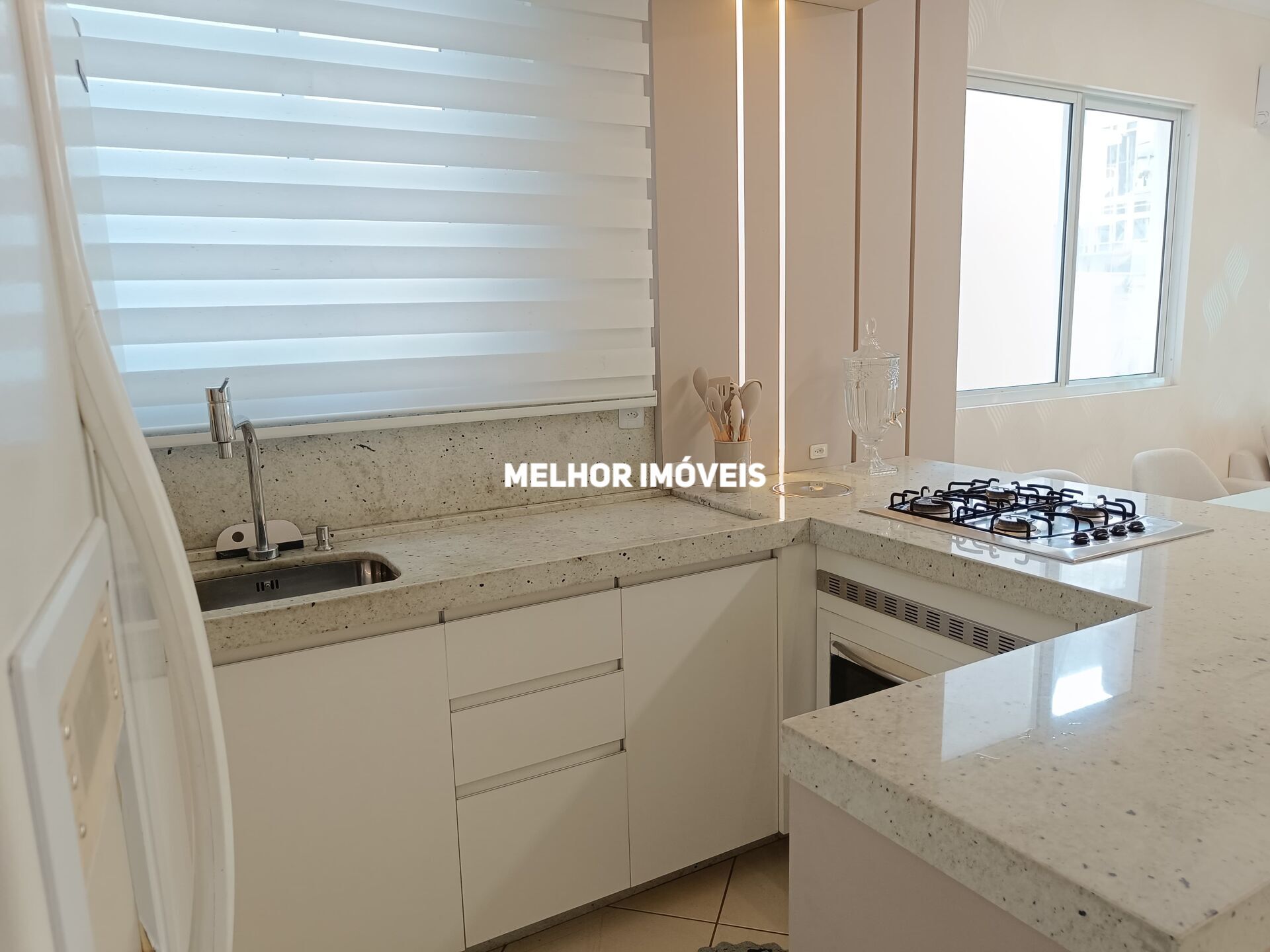 Apartamento à venda com 3 quartos, 248m² - Foto 13