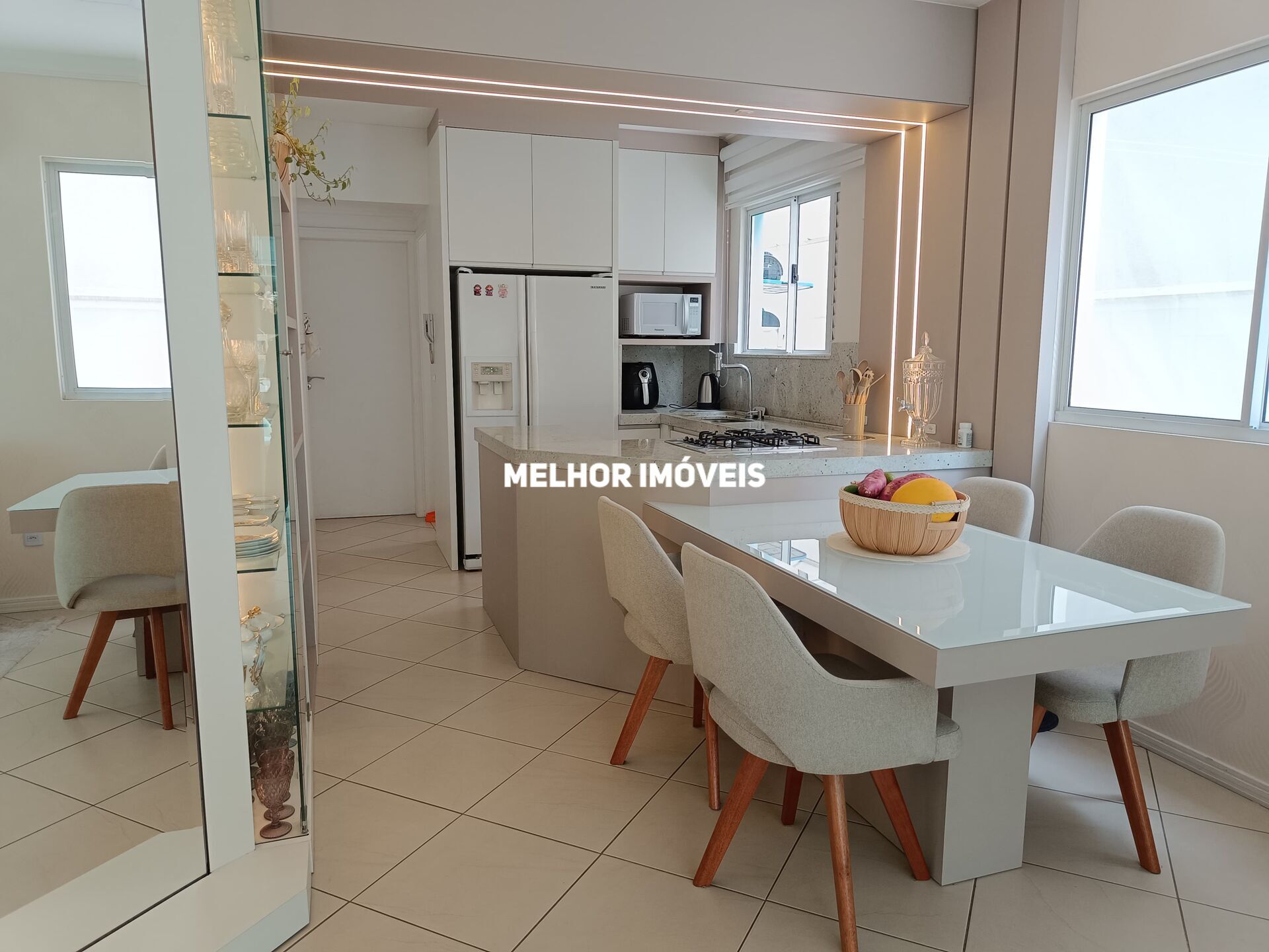 Apartamento à venda com 3 quartos, 248m² - Foto 8