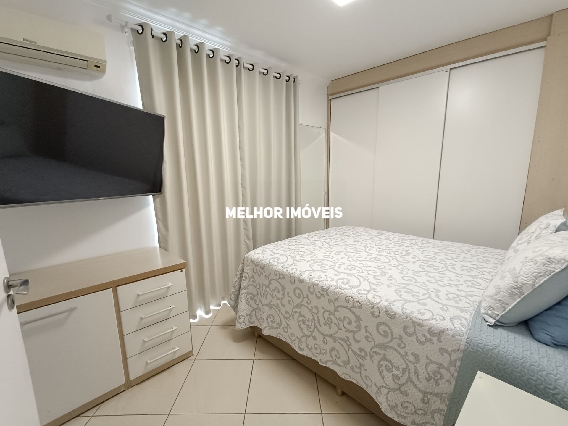 Apartamento à venda com 3 quartos, 248m² - Foto 18