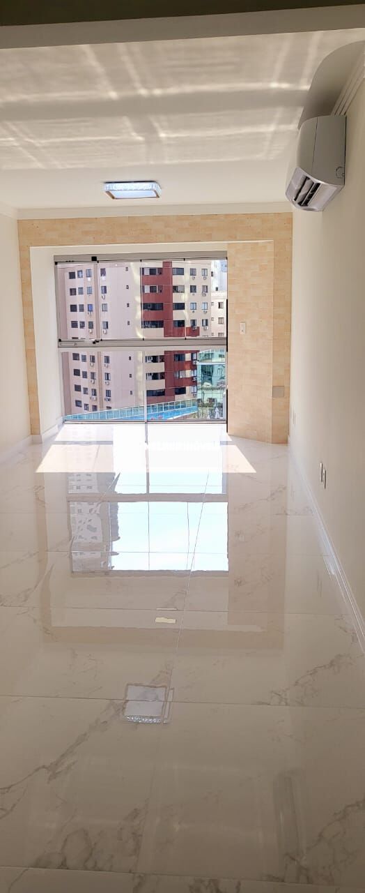 Apartamento à venda com 3 quartos, 119m² - Foto 5