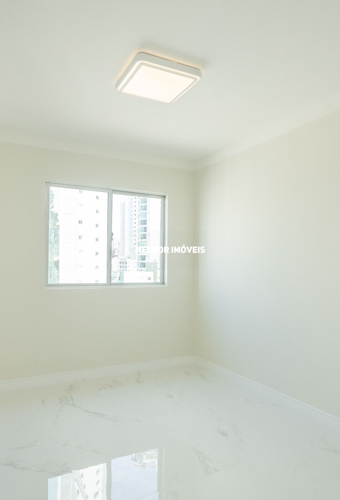 Apartamento à venda com 3 quartos, 119m² - Foto 25