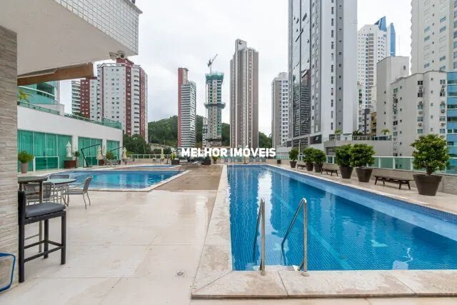 Apartamento para alugar com 3 quartos, 140m² - Foto 16