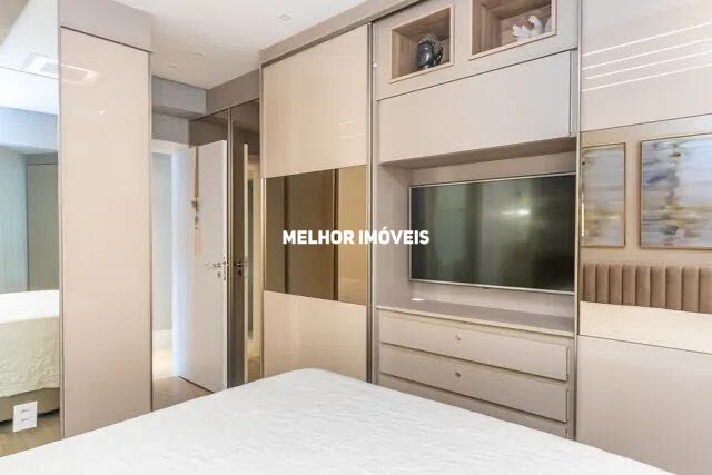 Apartamento para alugar com 3 quartos, 140m² - Foto 9