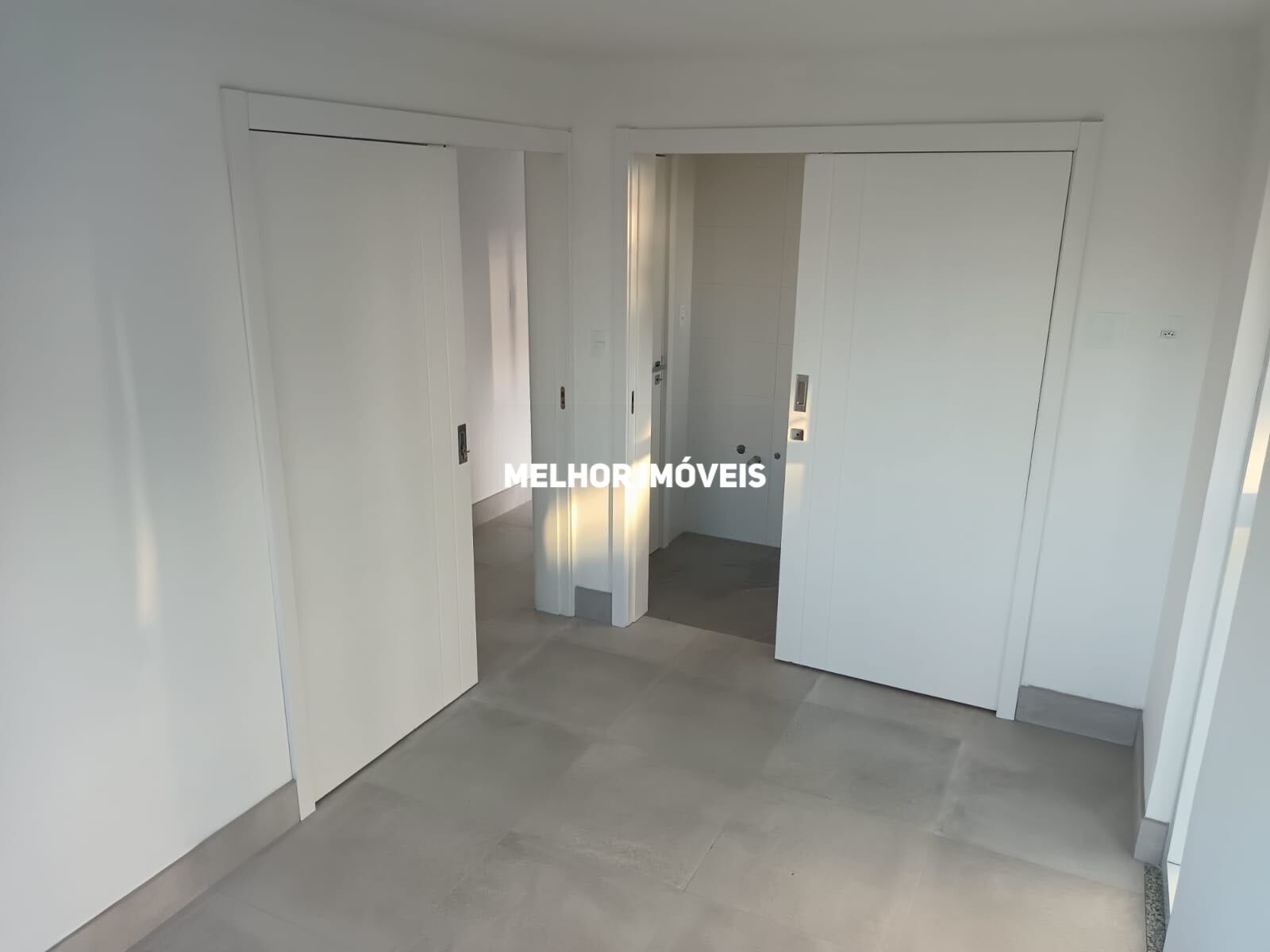 Apartamento à venda com 2 quartos, 60m² - Foto 14