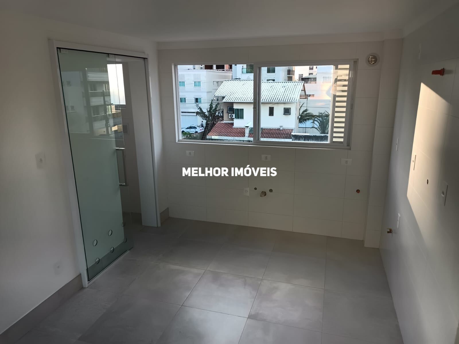 Apartamento à venda com 2 quartos, 60m² - Foto 4