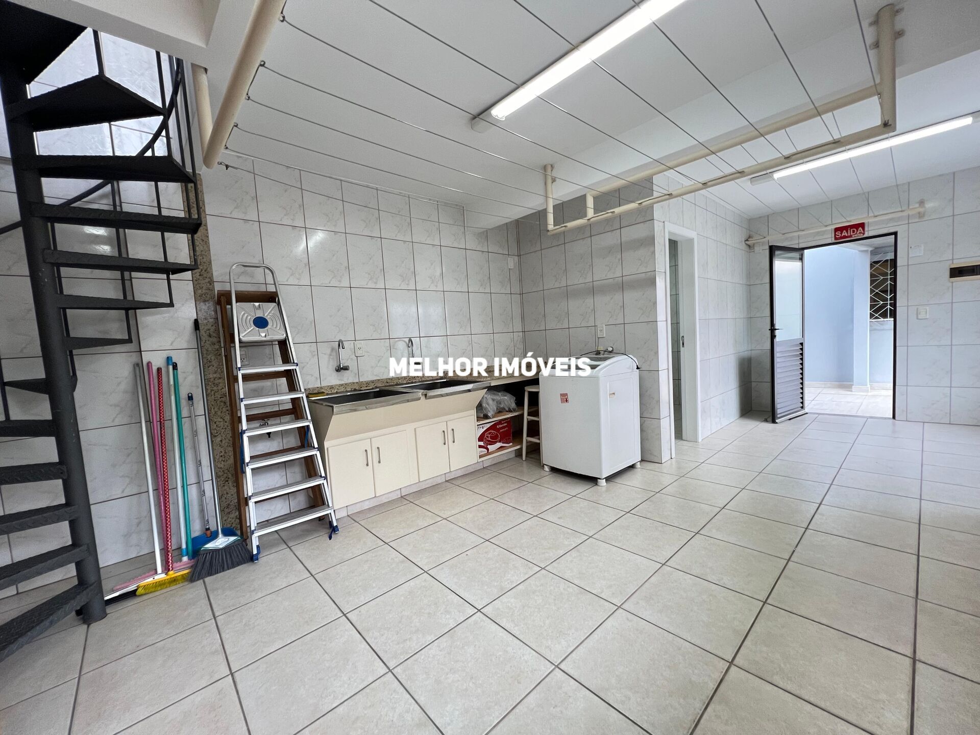 Casa, 5 quartos, 288 m² - Foto 9