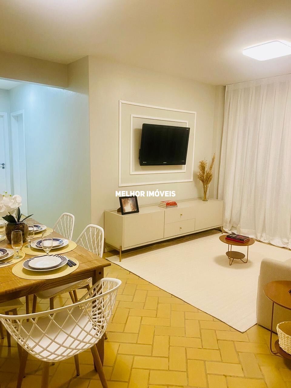 Apartamento à venda com 2 quartos, 79m² - Foto 3