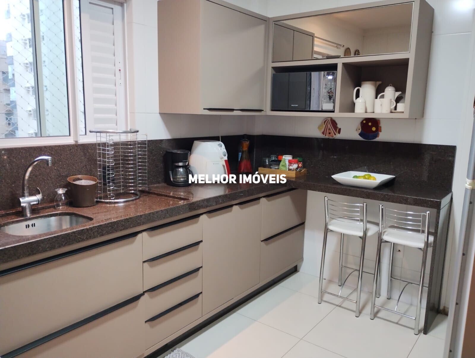 Apartamento à venda com 3 quartos, 143m² - Foto 13