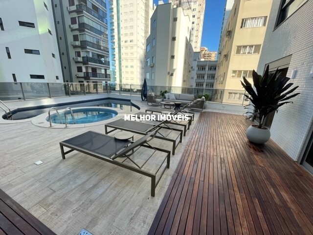 Apartamento à venda com 3 quartos, 399m² - Foto 2