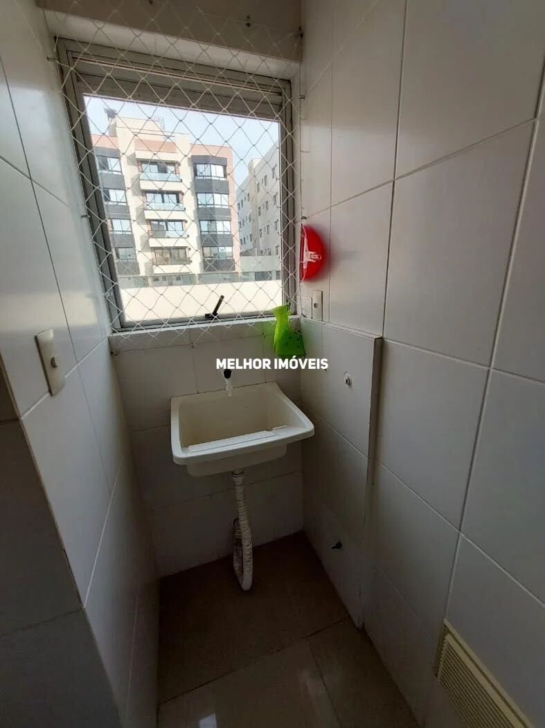 Apartamento à venda com 2 quartos, 62m² - Foto 9