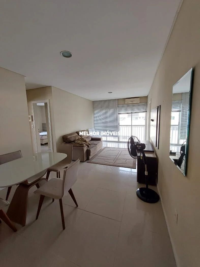 Apartamento à venda com 2 quartos, 62m² - Foto 1