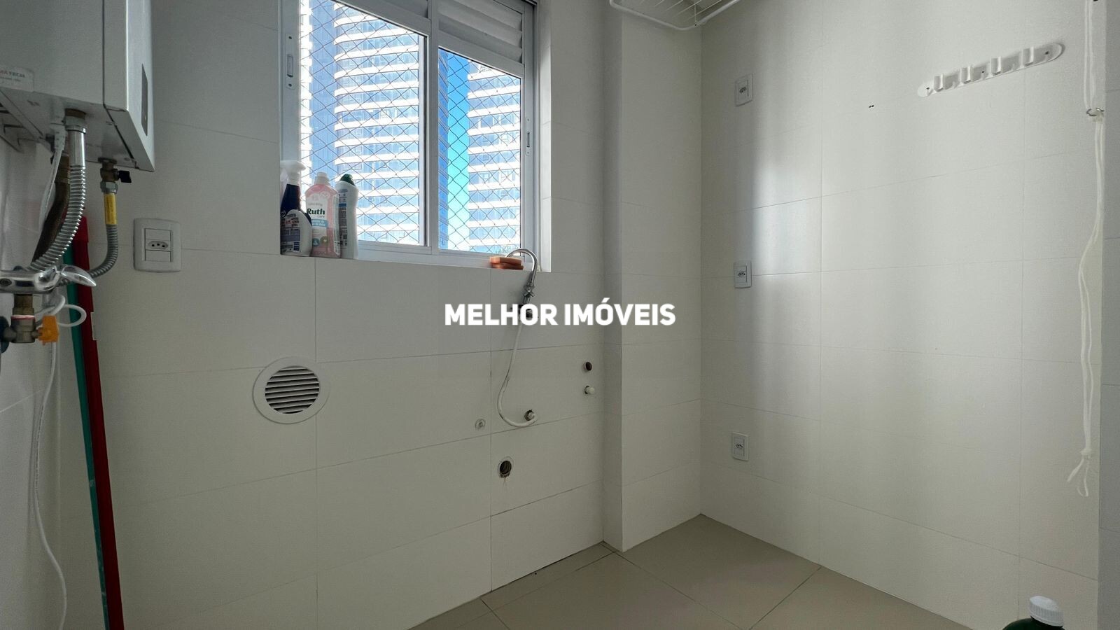 Apartamento à venda com 4 quartos, 154m² - Foto 12