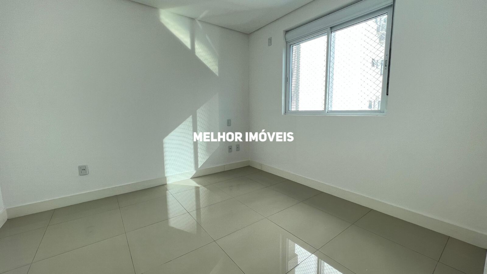 Apartamento à venda com 4 quartos, 154m² - Foto 21