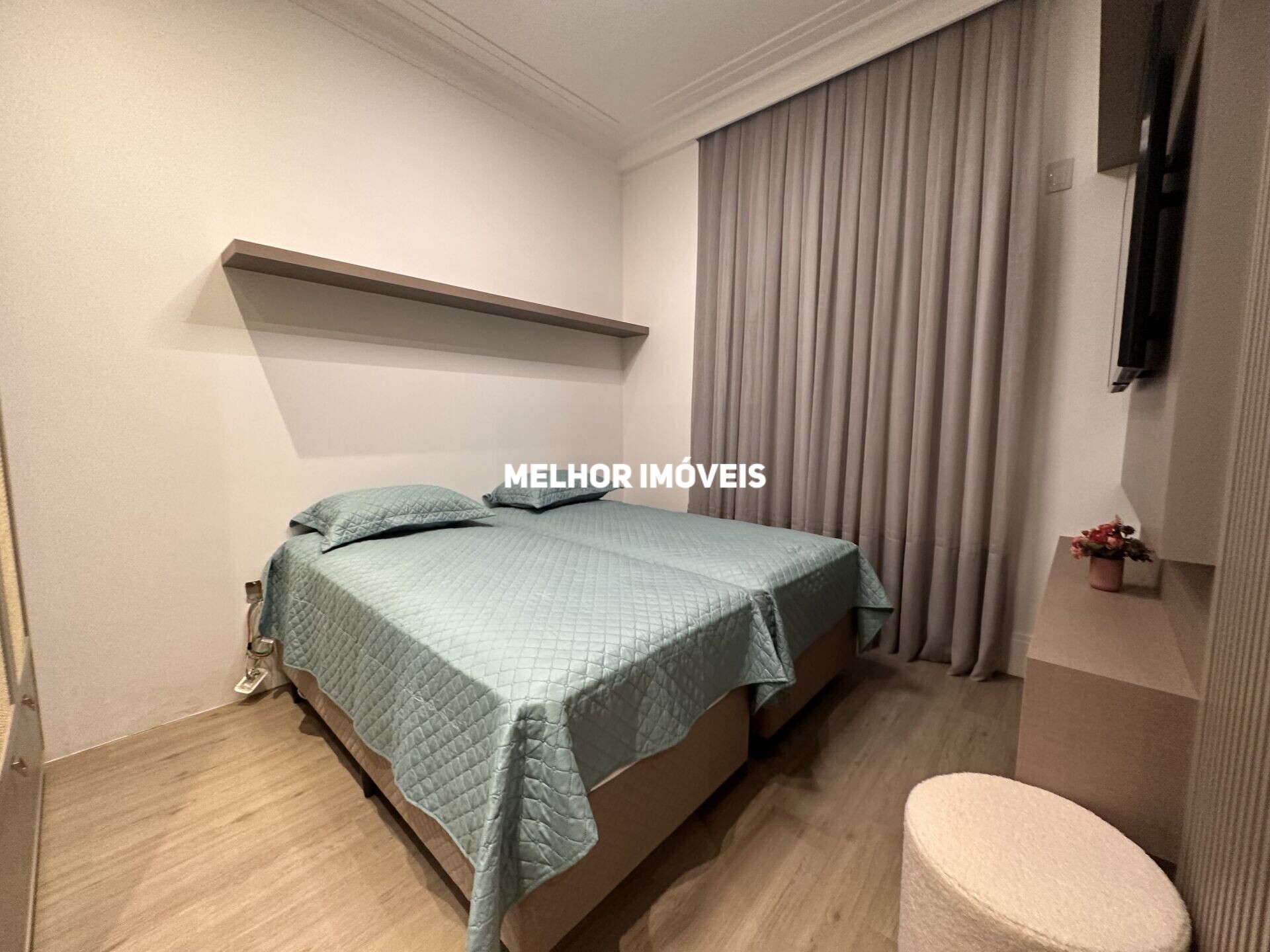 Apartamento à venda com 4 quartos, 180m² - Foto 21