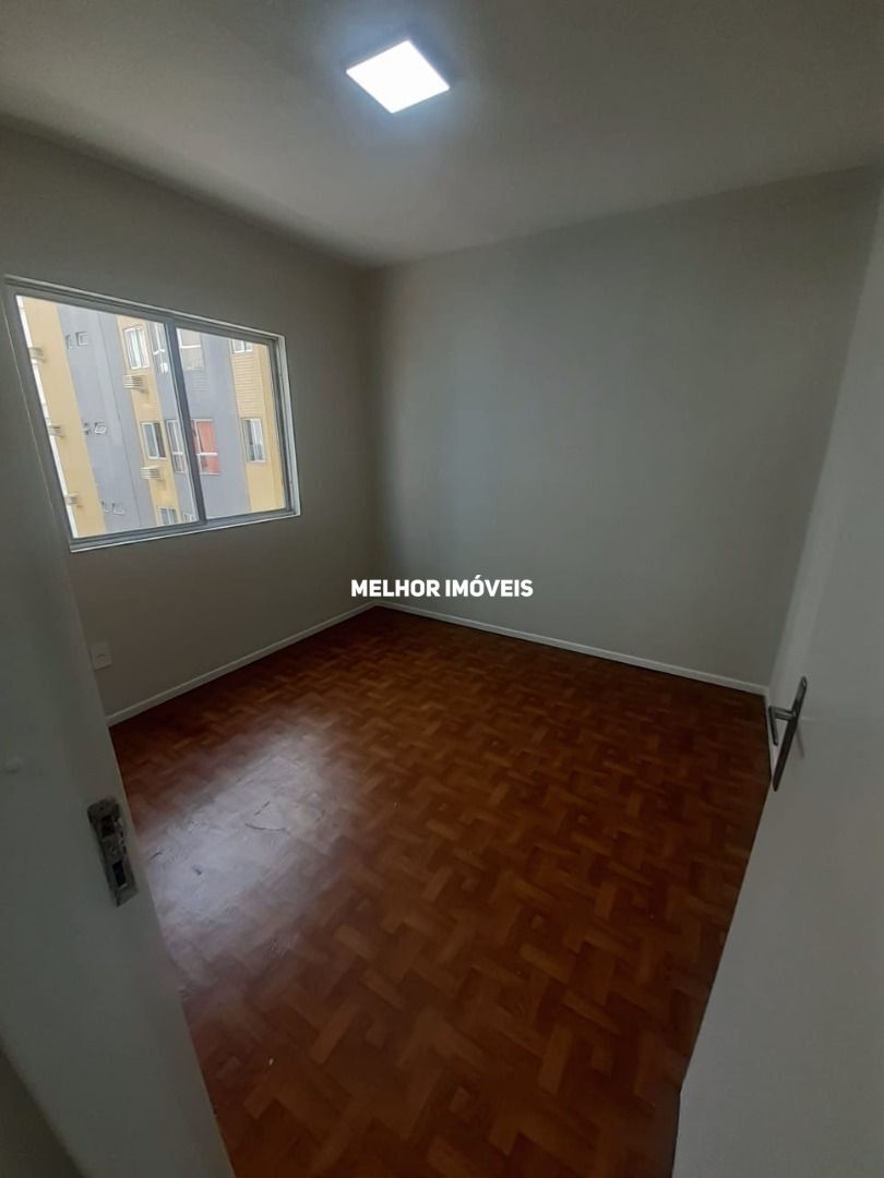 Apartamento à venda com 2 quartos, 108m² - Foto 4