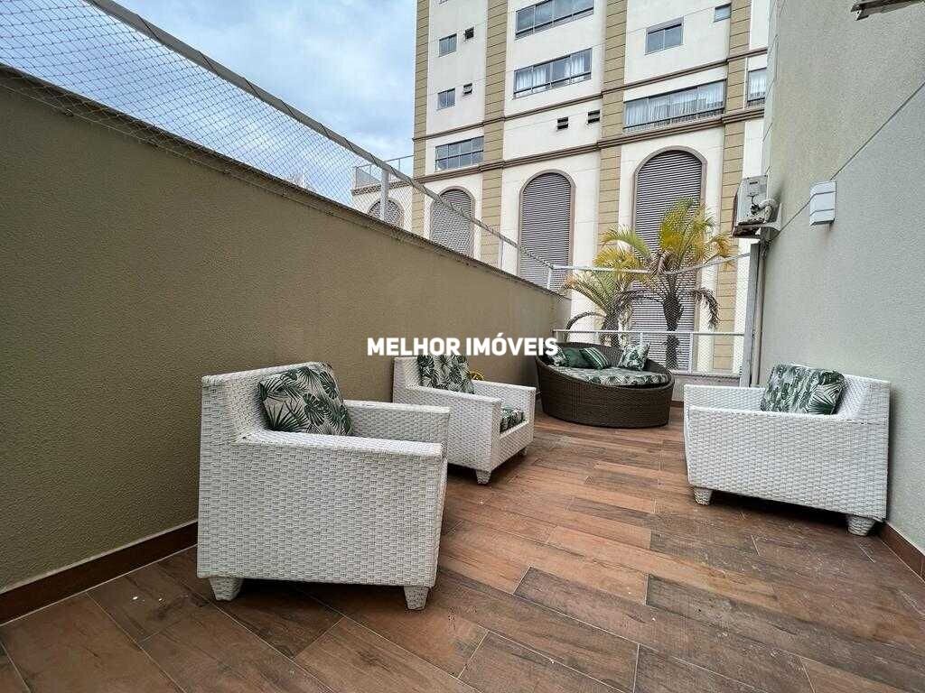 Apartamento à venda com 3 quartos, 210m² - Foto 5