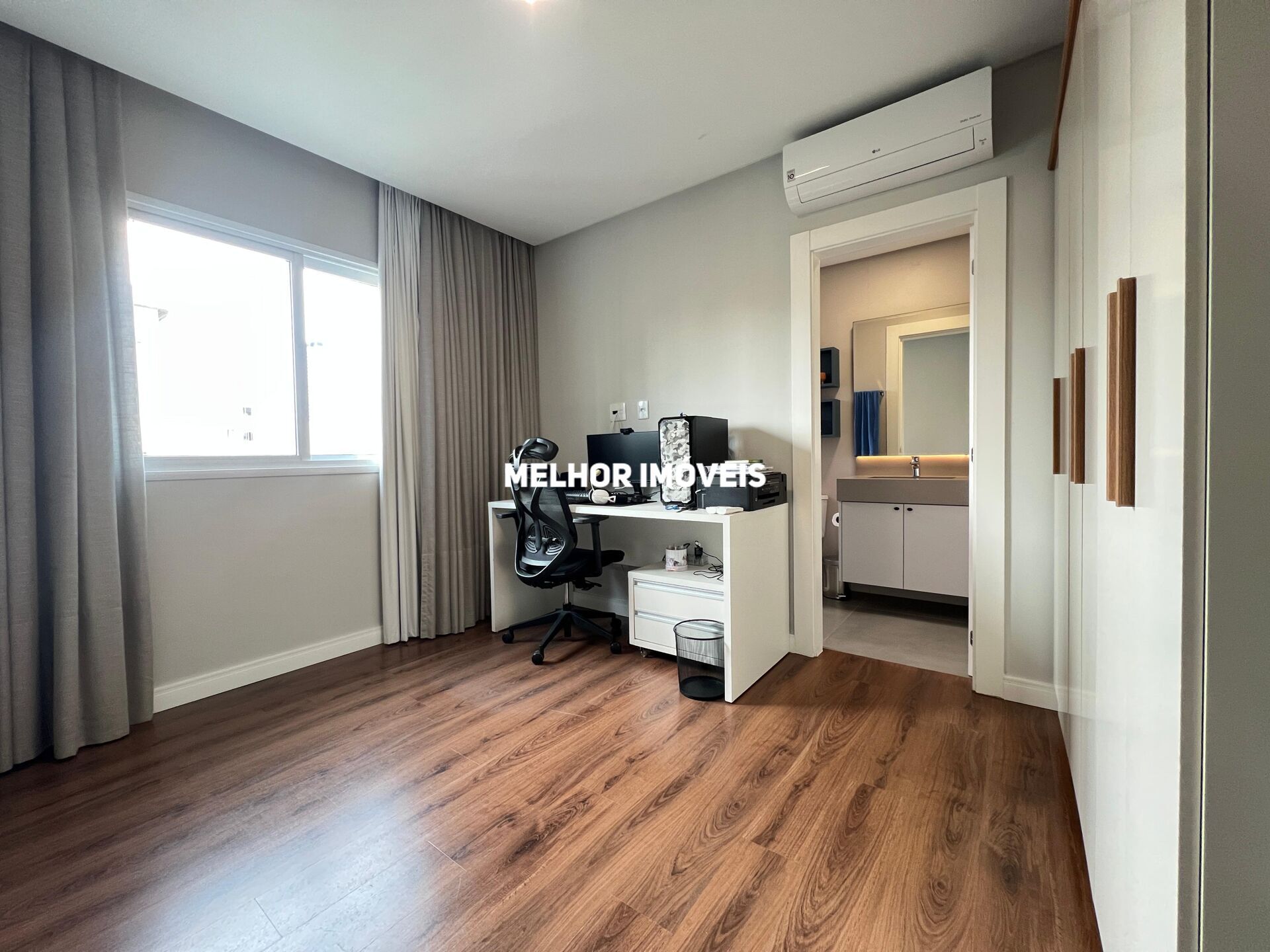 Apartamento à venda com 3 quartos, 136m² - Foto 29