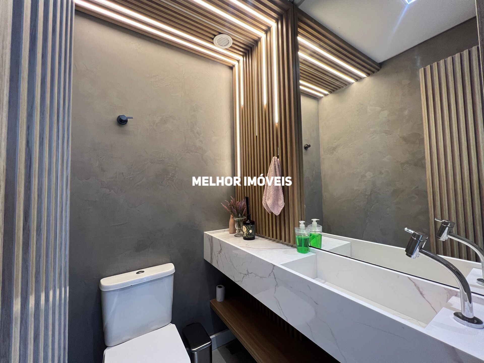 Apartamento à venda com 3 quartos, 136m² - Foto 19