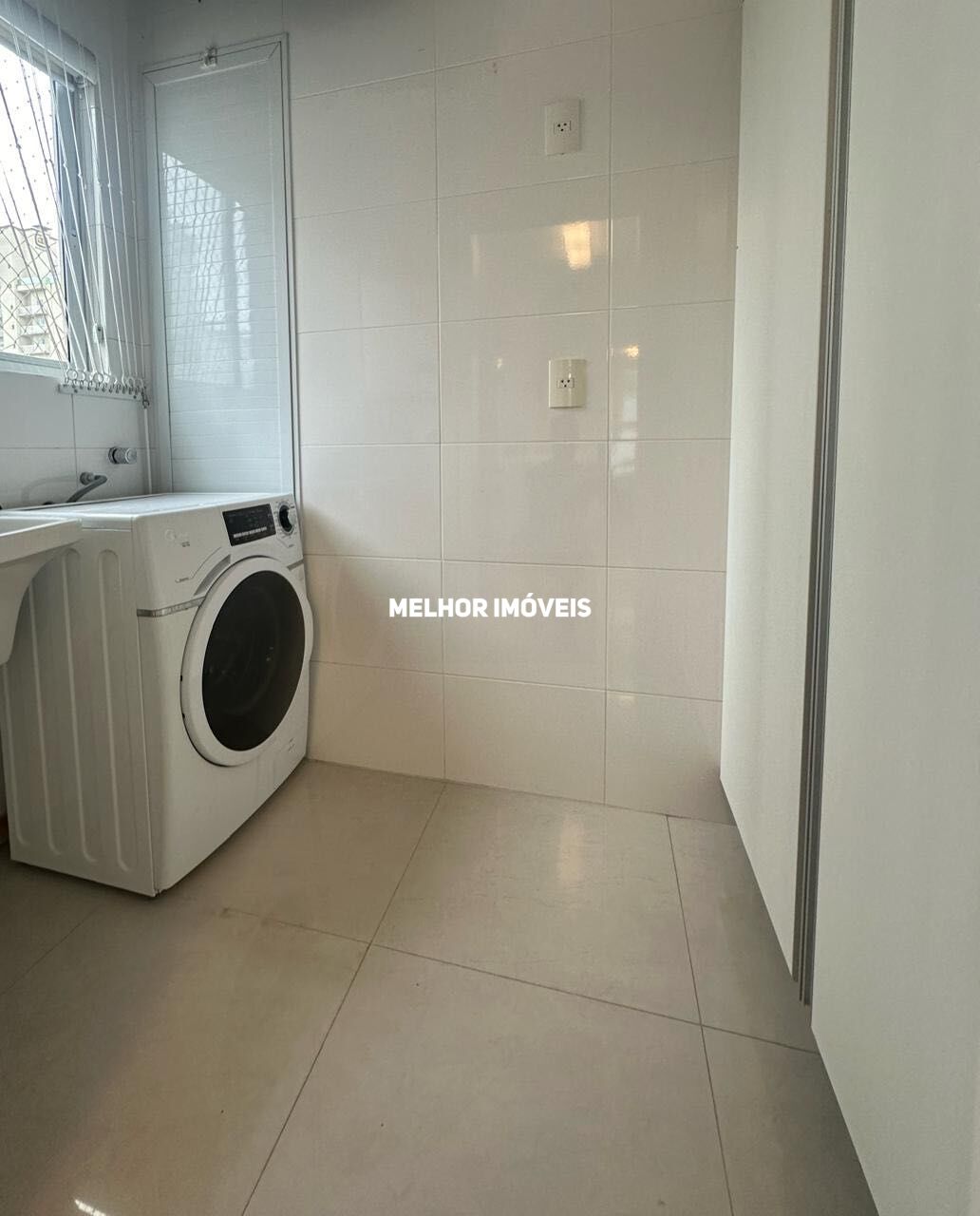 Apartamento à venda com 3 quartos, 105m² - Foto 11